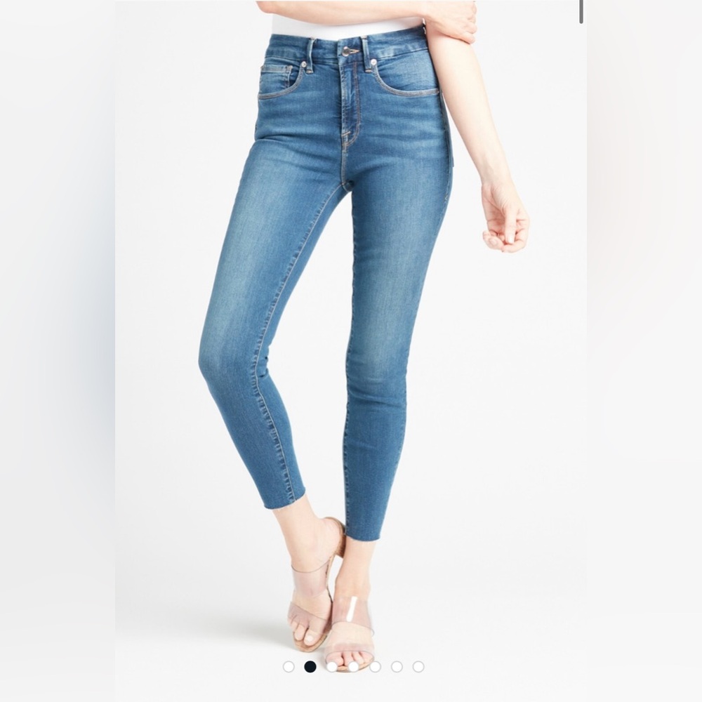 Good American Good Waist Crop size 2/26